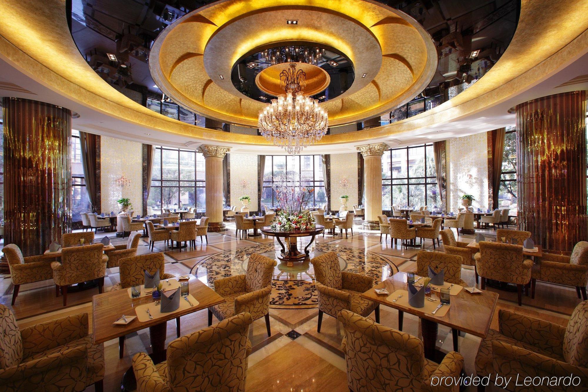 Chateau Star River Pudong Shanghai Interior photo