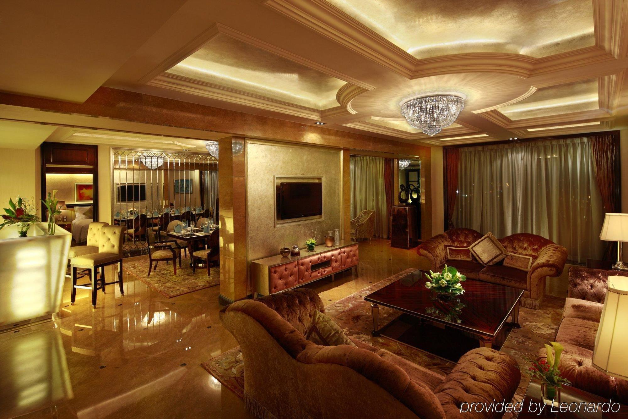 Chateau Star River Pudong Shanghai Room photo